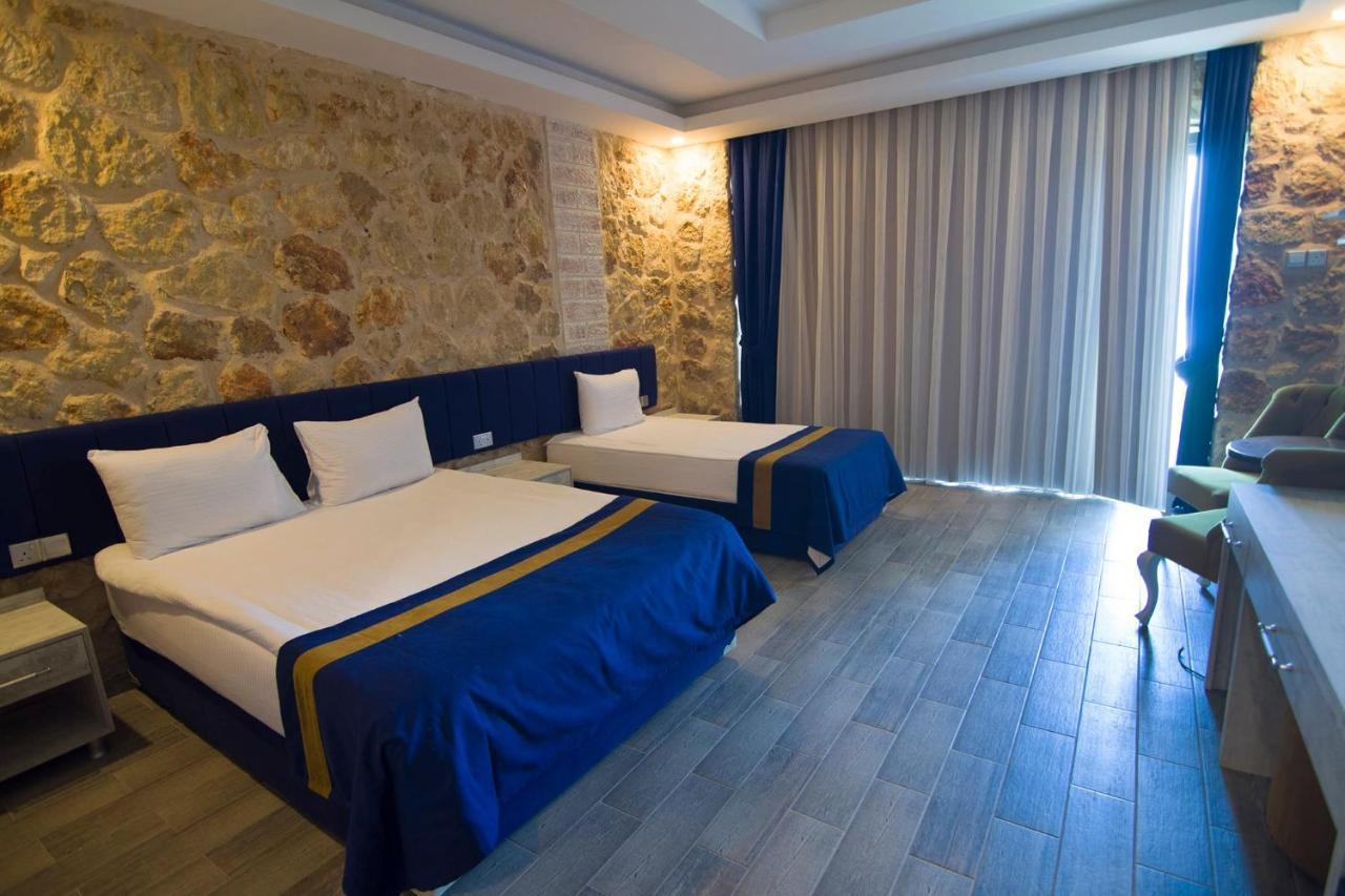 Burhan'S Hotel Rizokarpaso Bagian luar foto